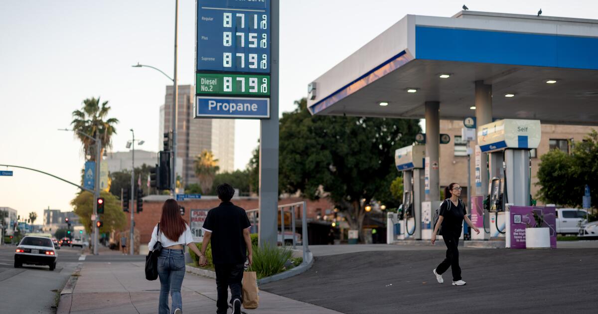 8,71 $ le gallon ? Bienvenue dans la station-service la plus célèbre de Los Angeles