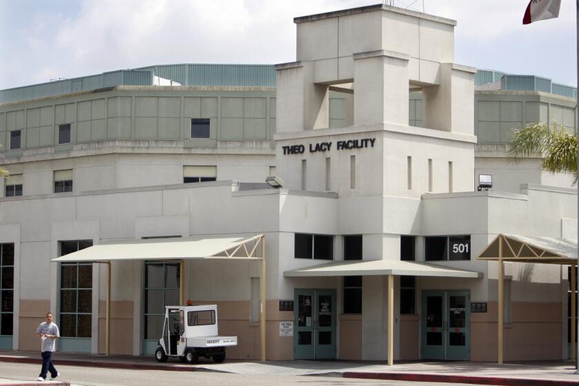 Boster, Mark â·"â·" â·" 136079.ME.0407.inmate.MJBâ·"(Santa Ana)â·"An exterior view of the Theo Lacy Facility in Orange where inmate John Chamberlin was beaten to death by other inmates. A Grand Jury report released Monday details the events and lapsed proceedures inside the jail facility run by the Orange County Sheriff's Department. April 7, 2008