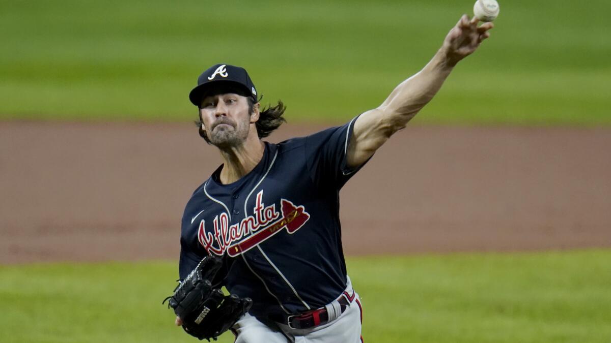 Braves sign Cole Hamels for what he can do on and off mound