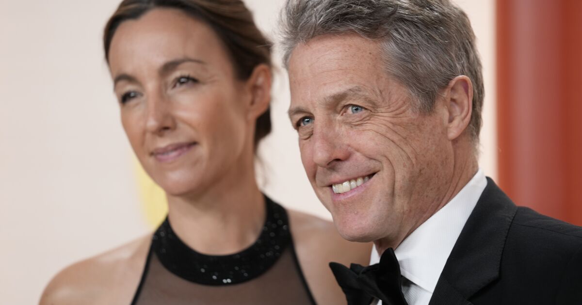 Rude or real? About Hugh Grant’s interview with Ashley Graham