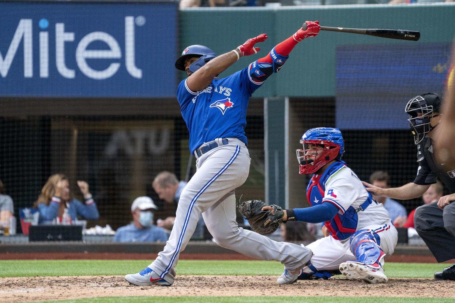 Blue Jays' Teoscar Hernández on IL after COVID close contact - The