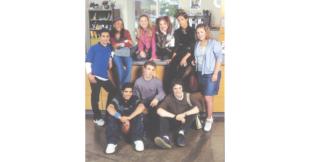 Degrassi Ending Its Run After 14 Seasons Los Angeles Times 8355