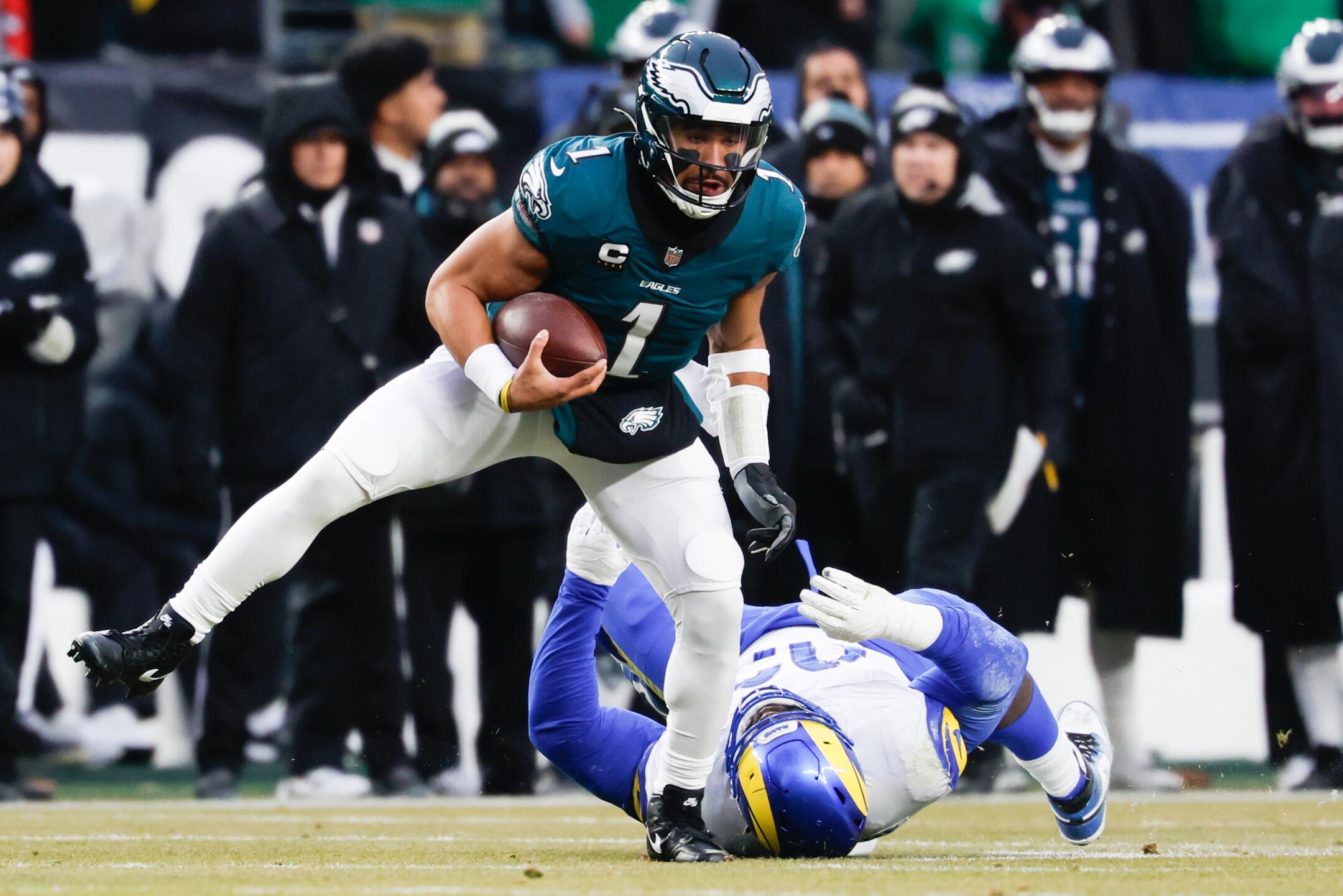 Rams reach red zone on final drive but can't overcome Eagles - Los ...