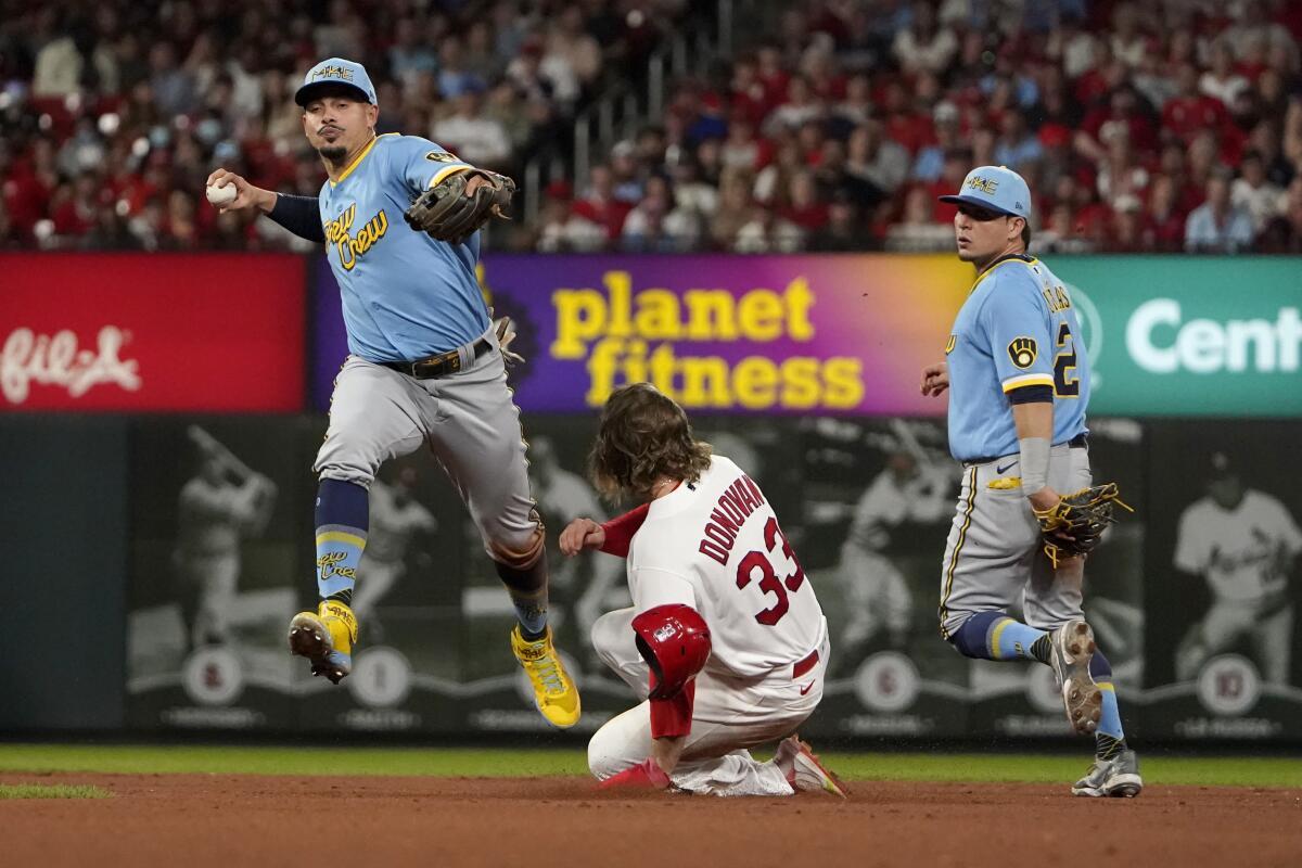 Brewers shortstop Willy Adames homers in his first game back