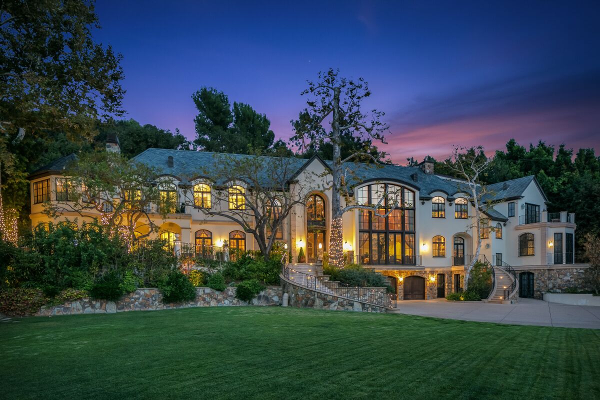 Gene Simmons sells longtime Benedict Canyon compound for 16 million