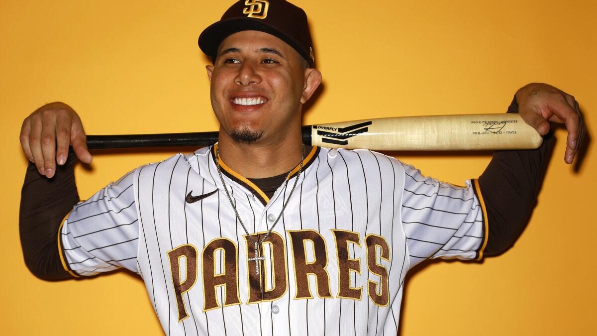 Manny Machado, Padres agree to new $350-million, 11-year deal - Los Angeles  Times