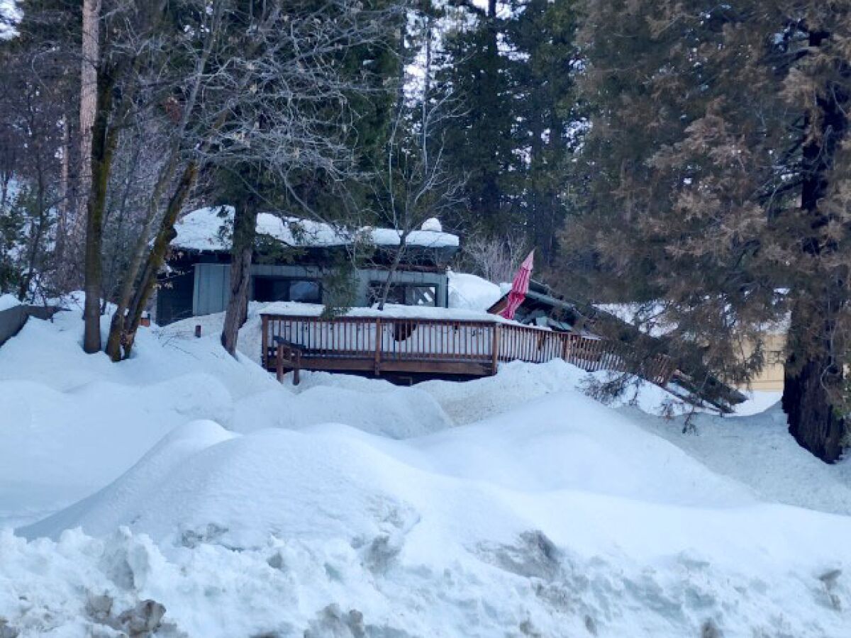 Volunteer groups continue to struggle to deliver food and other supplies to residents in Lake Arrowhead. 