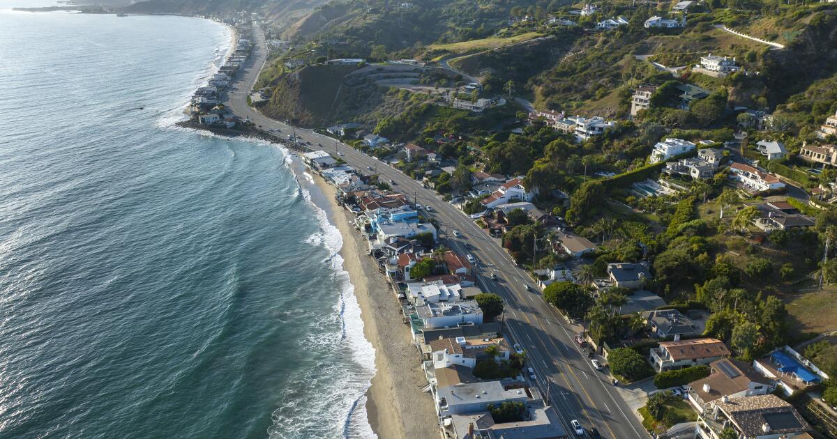 Magnitude 4.7 earthquake in Malibu shakes Southern California