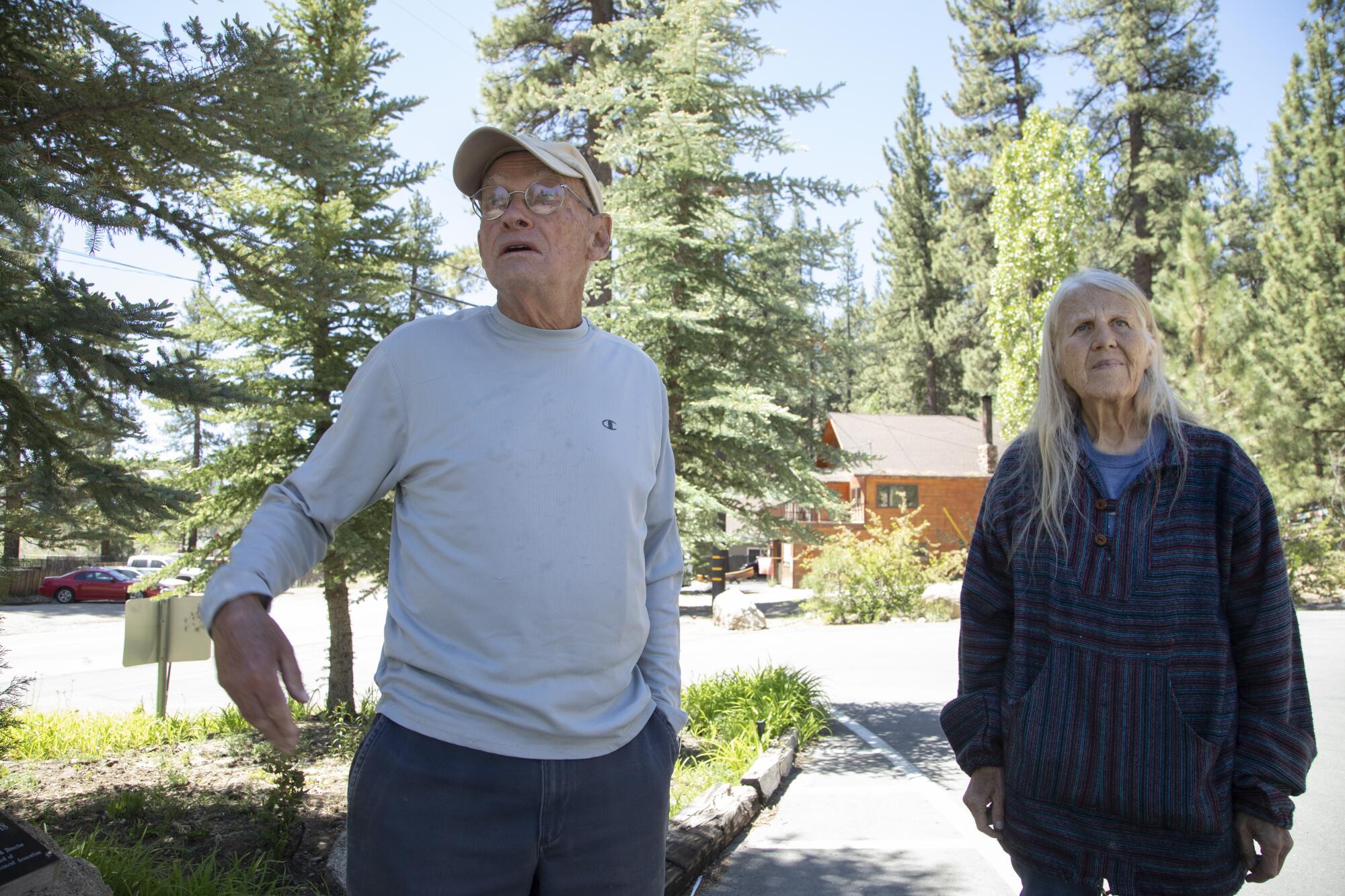 Ed Wallace, left, and Sandy Steers, in Big Bear