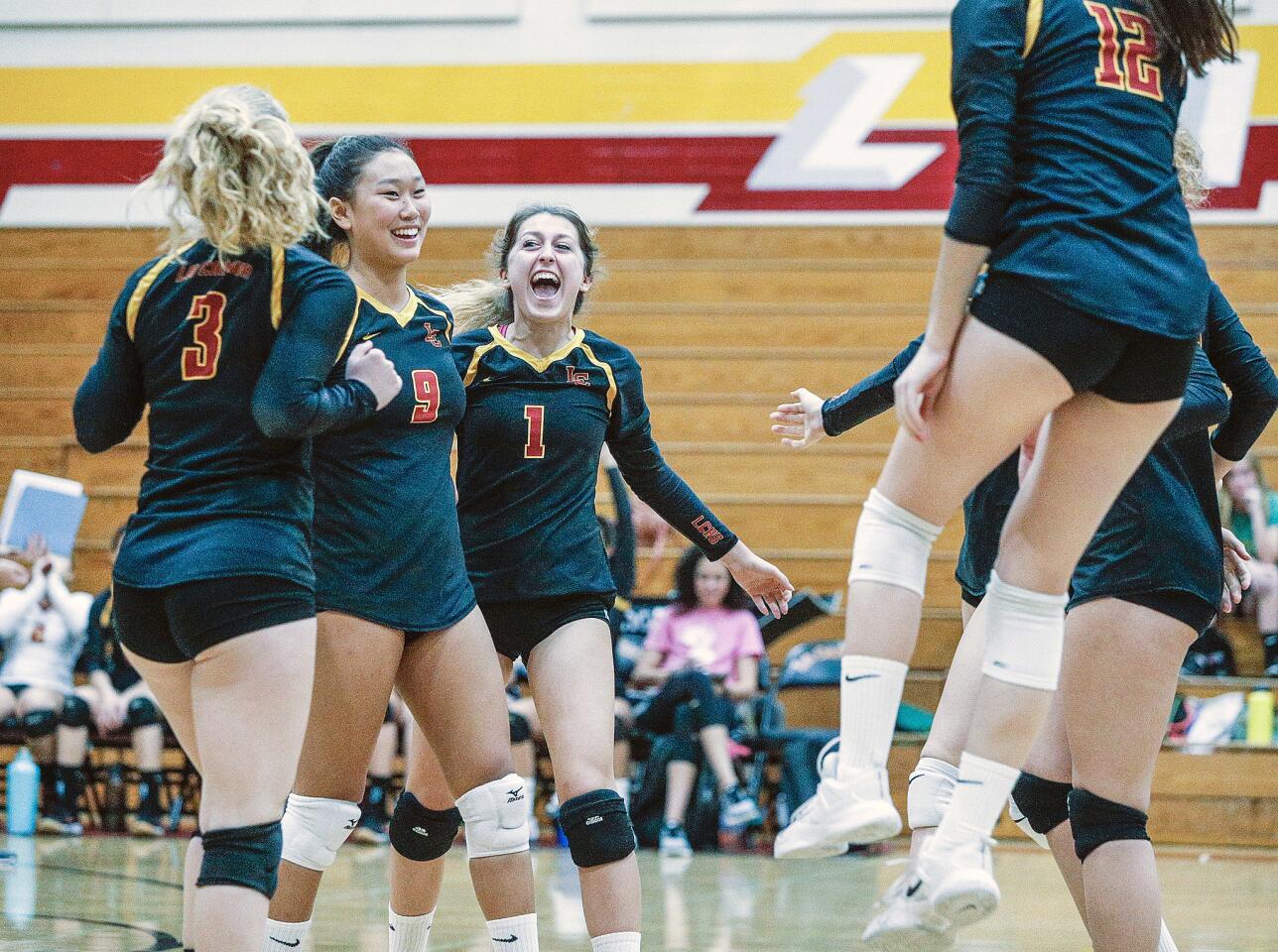 Photo Gallery: La Canada vs. Blair in Rio Hondo League girls' volleyball