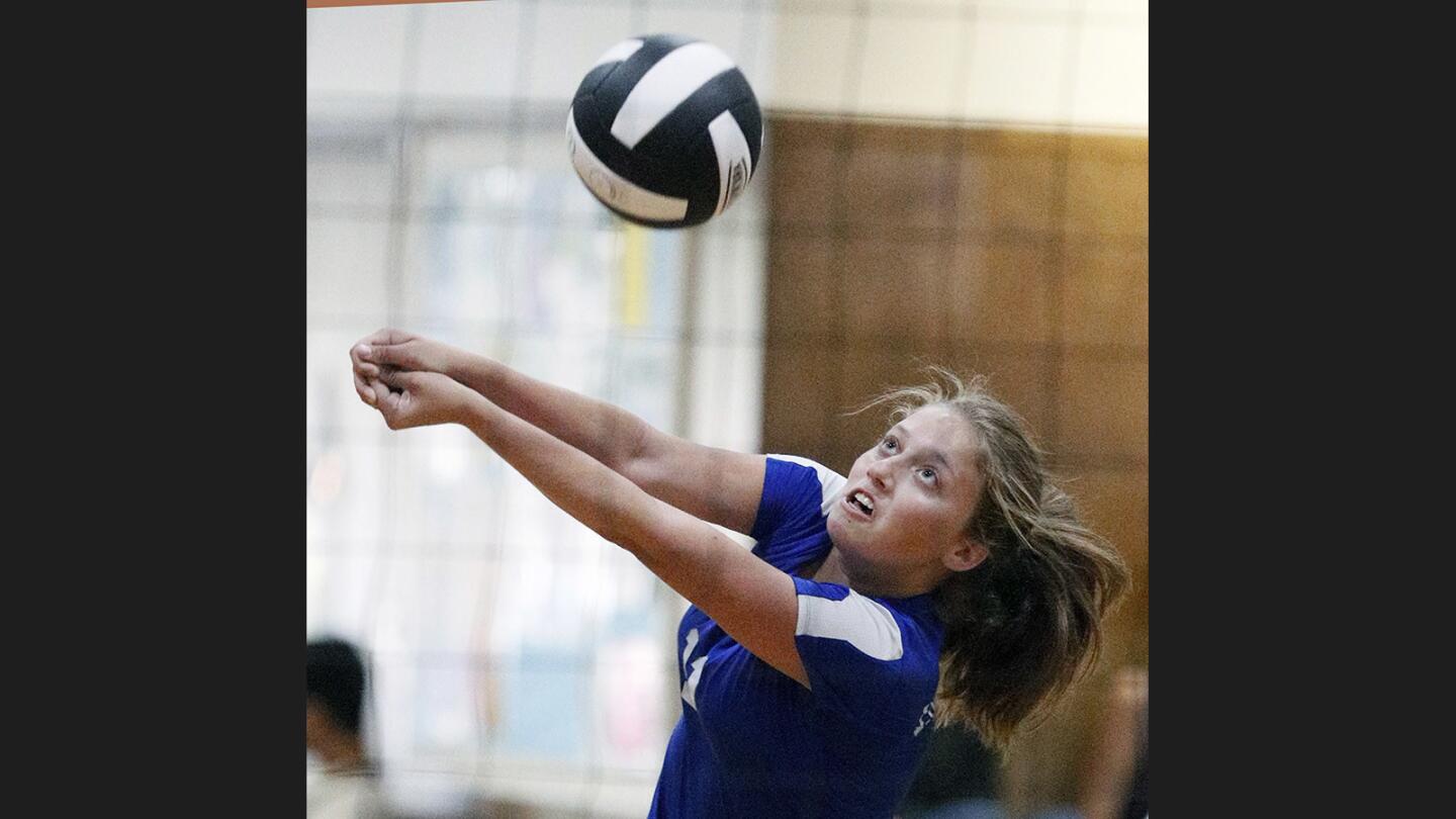 Photo Gallery: St. Monica Academy vs. International School of Los Angeles in International League girls' volleyball