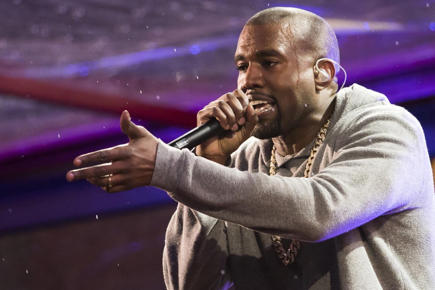 Grammys 2015 | Kanye West, performer