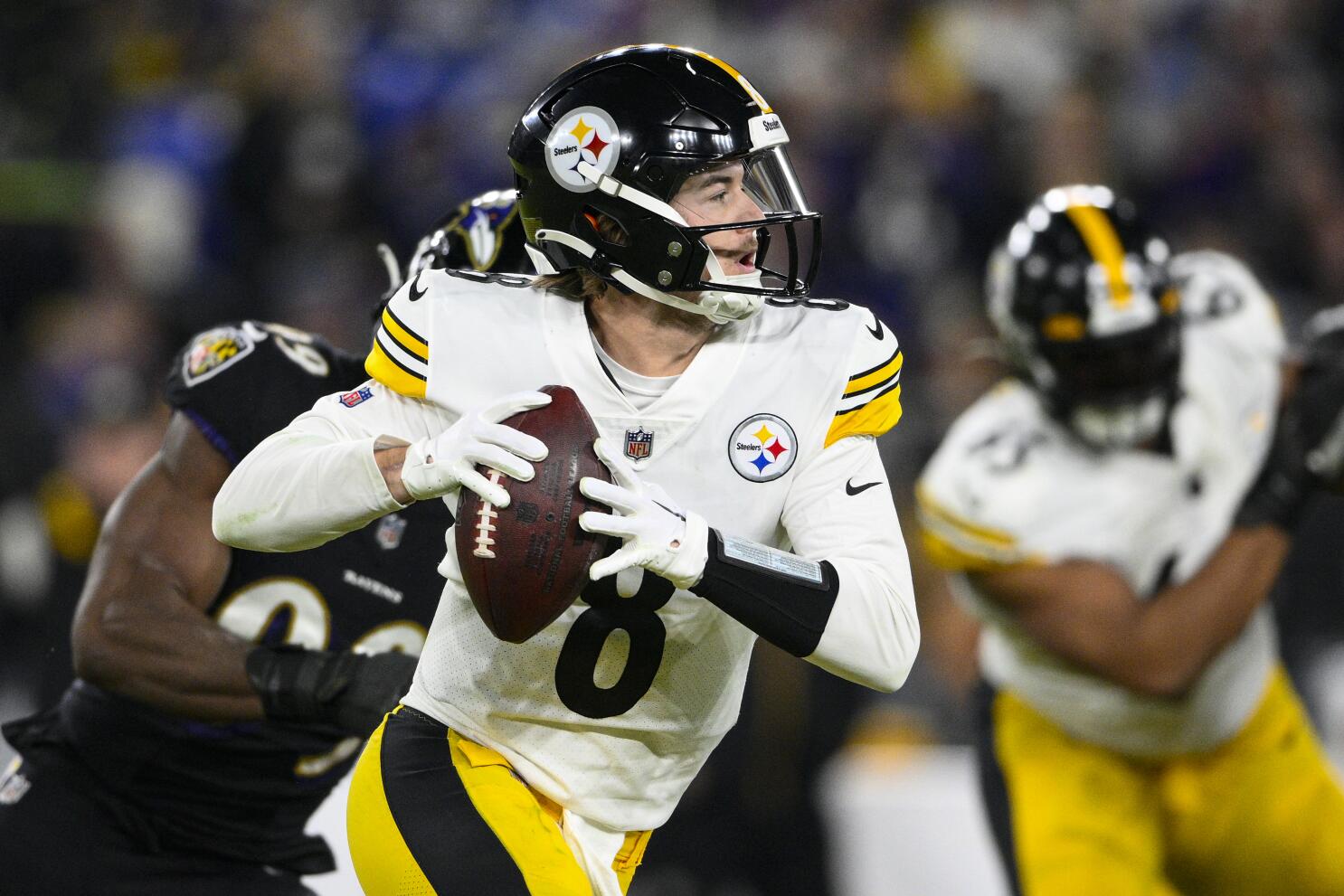 Steelers 16-13 Ravens: Pittsburgh score last-minute touchdown to take vital  win over Baltimore and stay in race for playoffs, NFL News