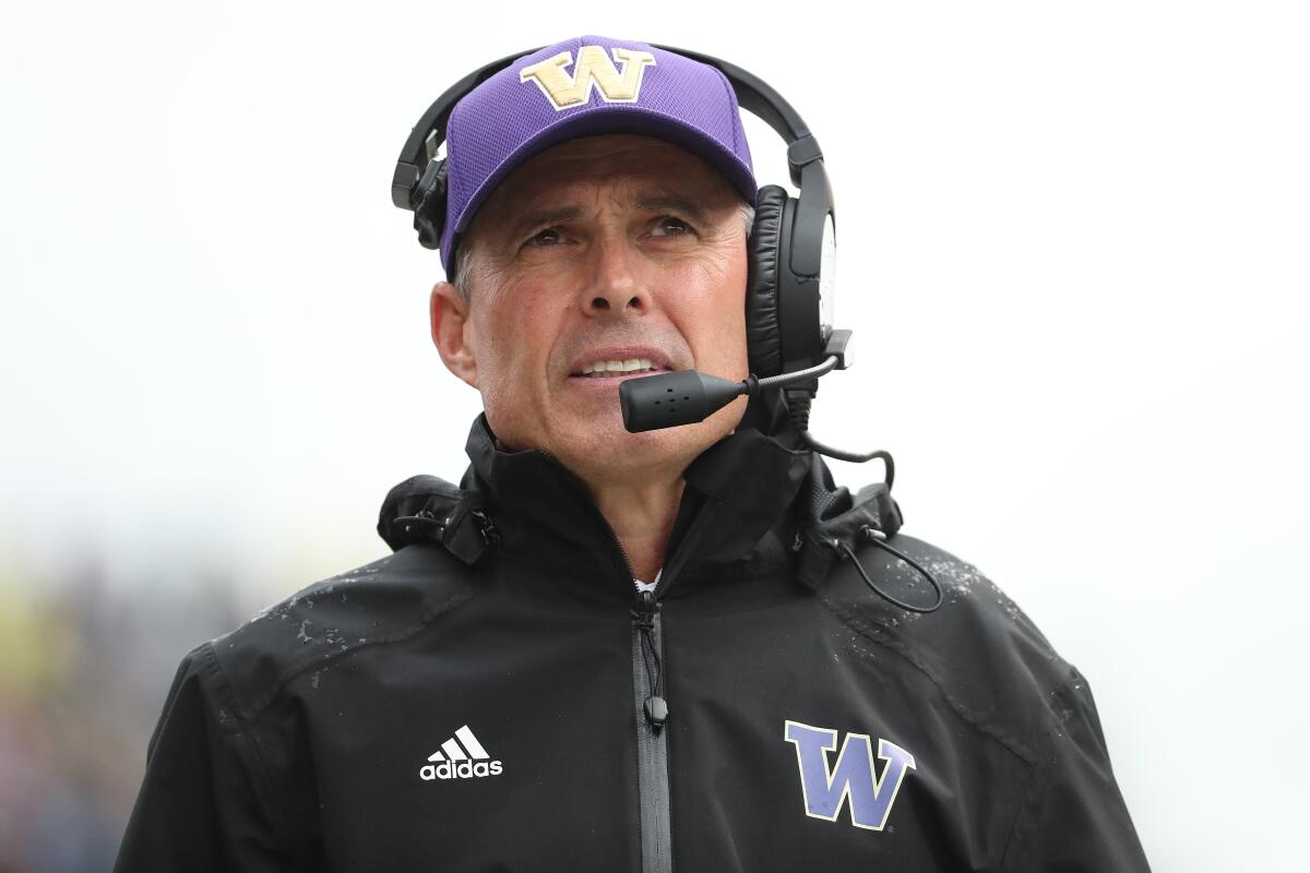 Chris Petersen announced Monday he's stepping down as head coach of the Washington football team following the Huskies' bowl game.