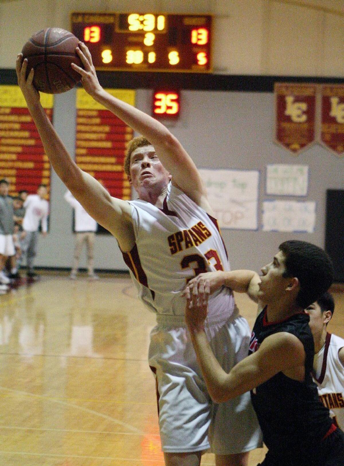 Ryan Graves and the La Canada High boys' basketball team defeated San Clemente on Friday night.