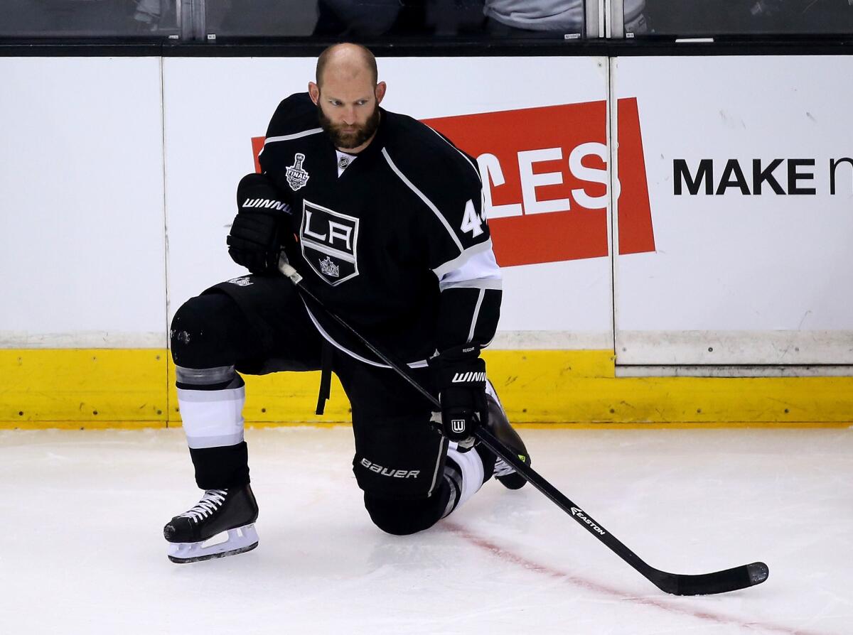 Robyn Regehr, who hasn't played since May 3 because of a knee injury, was available for Game 2 but Kings Coach Darryl Sutter chose not to change his lineup.