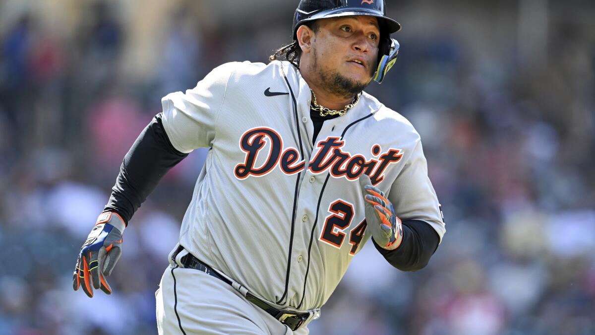 Detroit Tigers' Miguel Cabrera still raking at age 35