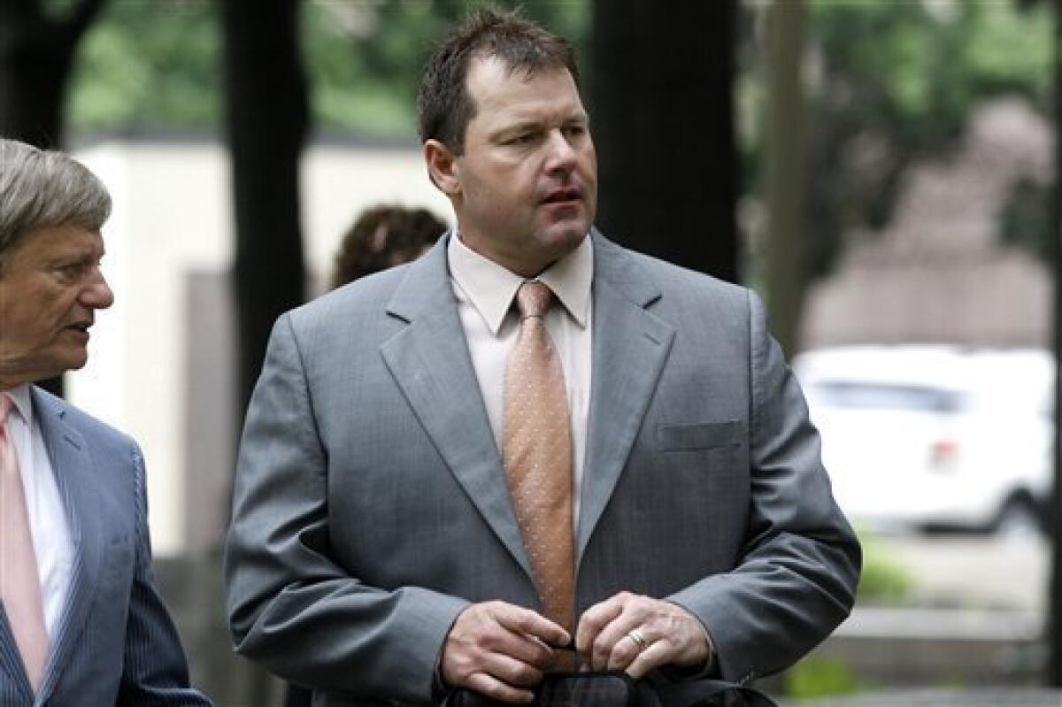 Numerous Baseball Stars Could Testify in Roger Clemens' Defense at His  Perjury Trial