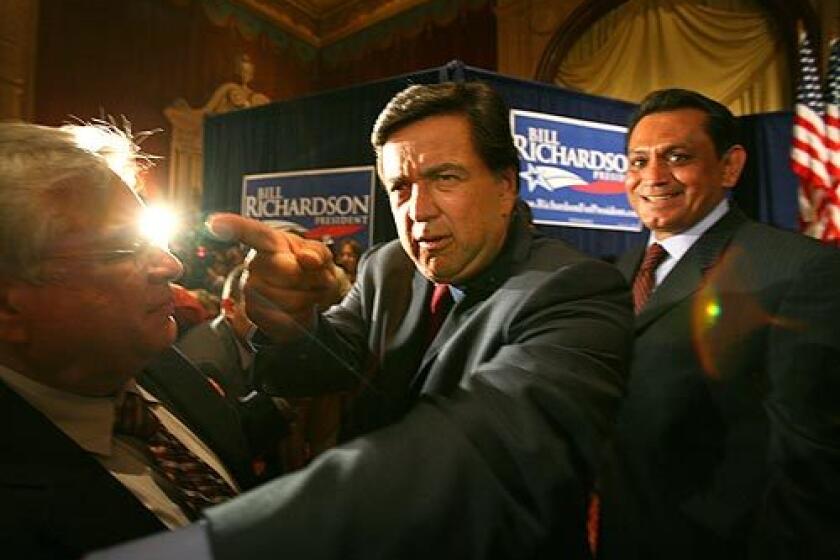 MANY HANDS TO GO: New Mexico Gov. Bill Richardson, who holds a world record for the most handshakes in eight hours (13,392), says he has risen in polls but still is backed by only 10% of voters.
