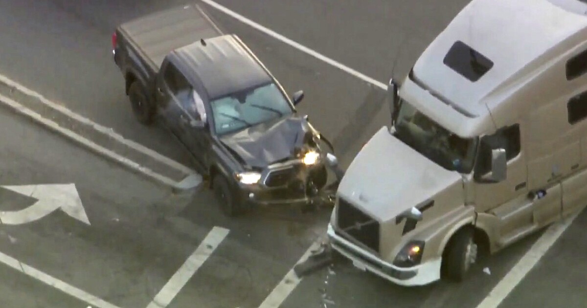 Friends Aiding Intrepid Trucker 1 Friends Aiding Intrepid Trucker
