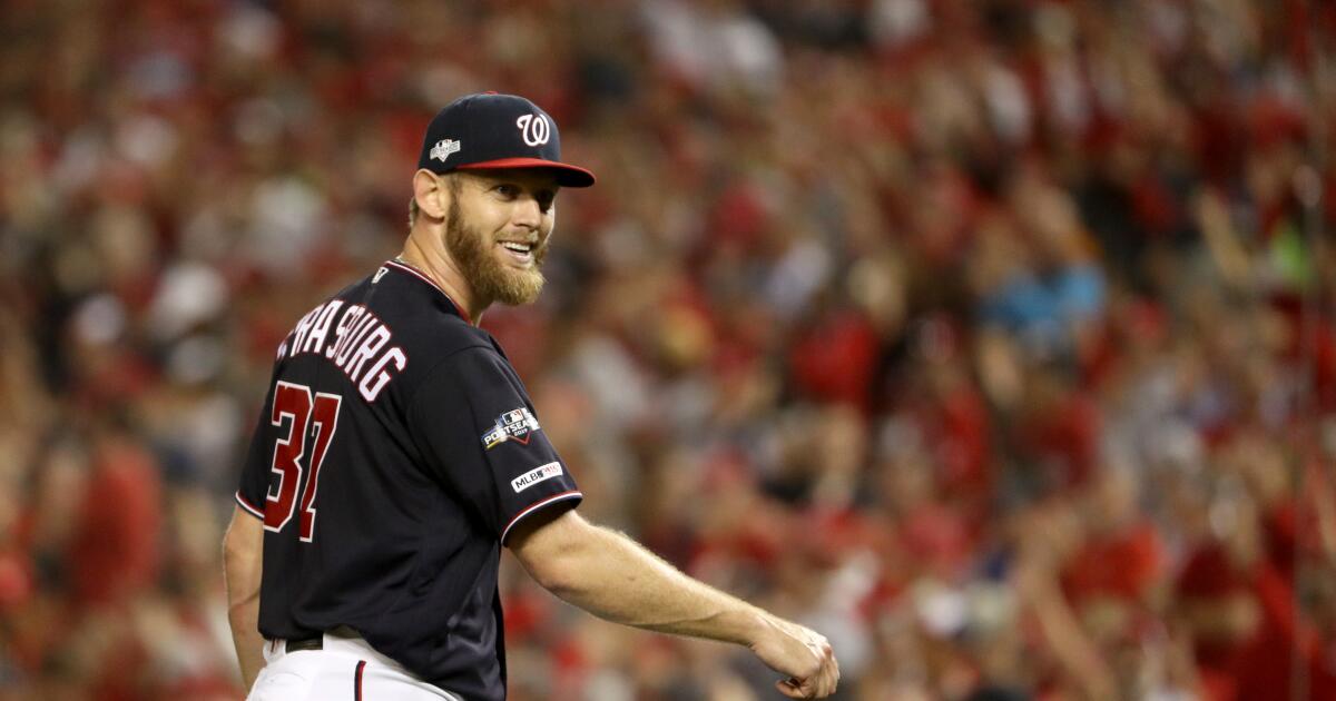 Nationals re-sign Stephen Strasburg to 7-year, $245 million deal - Los  Angeles Times