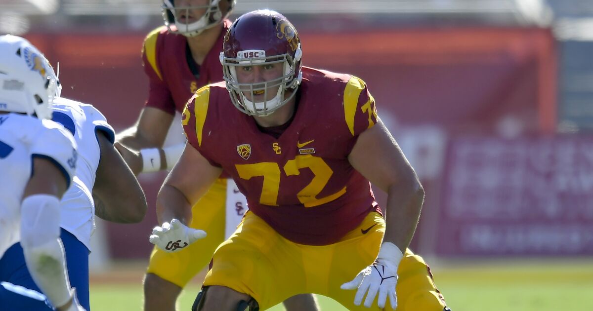 USC is undergoing offensive line shift again with new position coach