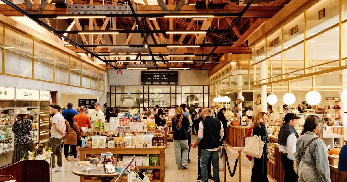 Helms Bakery is now open in Culver City