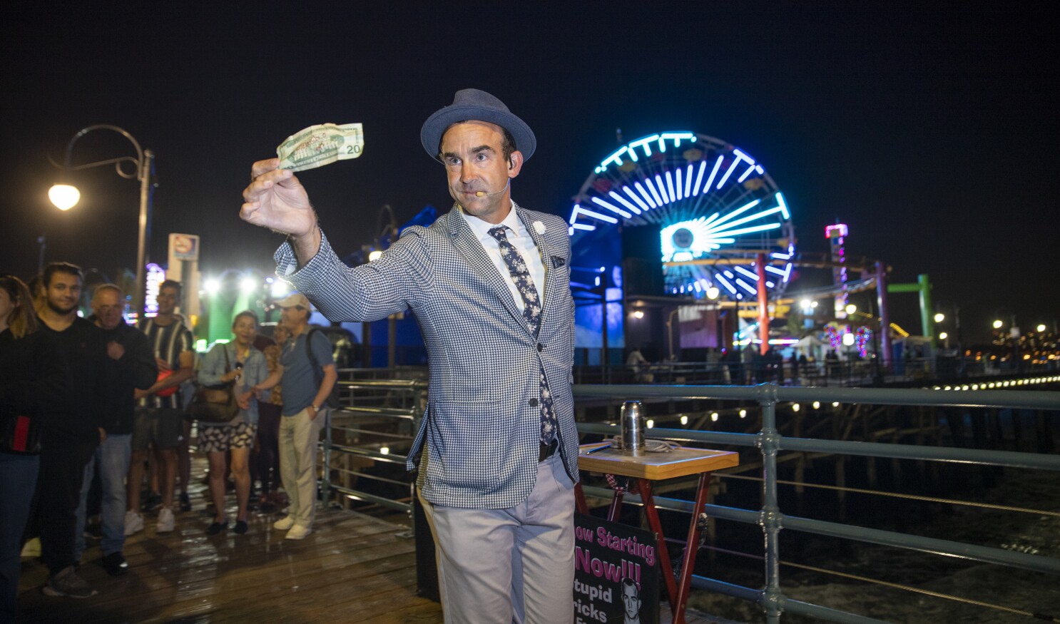 Santa Monica Pier Performers Hope A Lottery Wins Them A Space Los Angeles Times