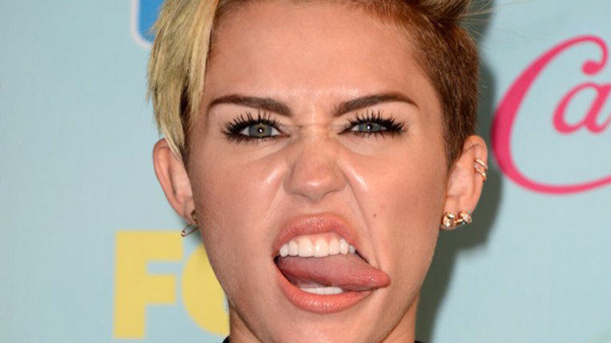 Miley cyrus wrecking ball