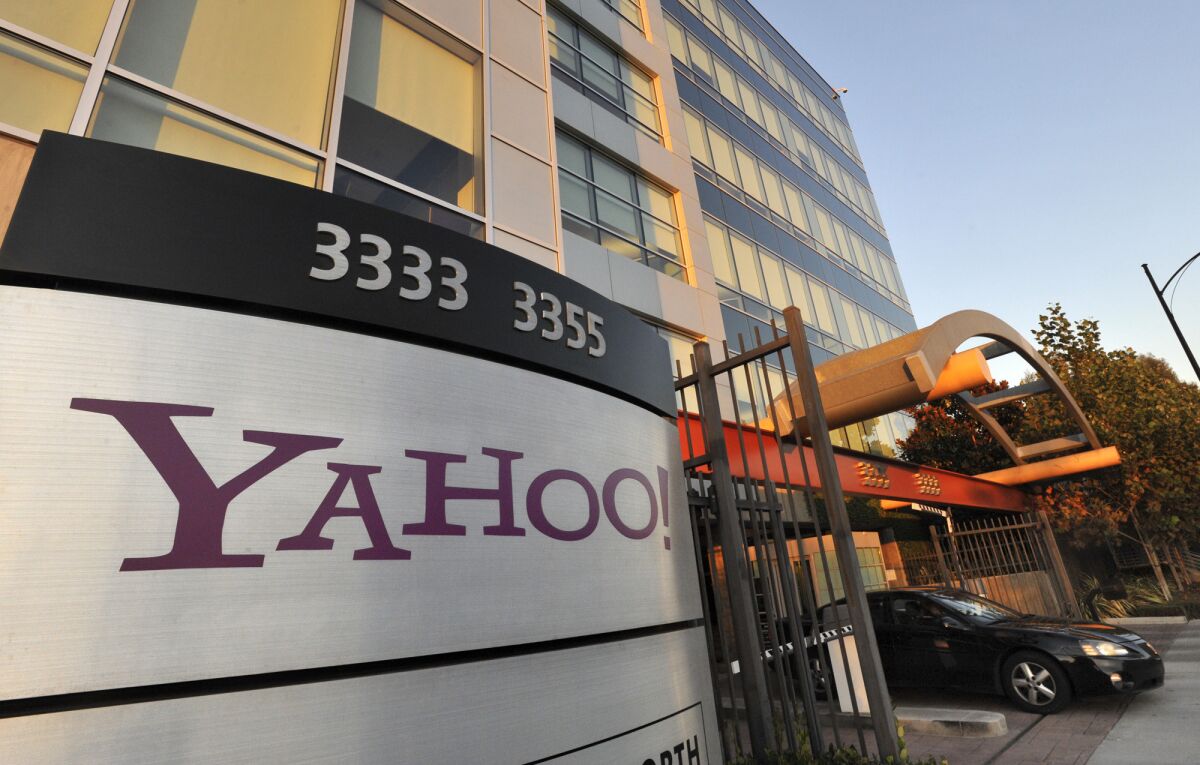 Yahoo's Burbank office to shut down