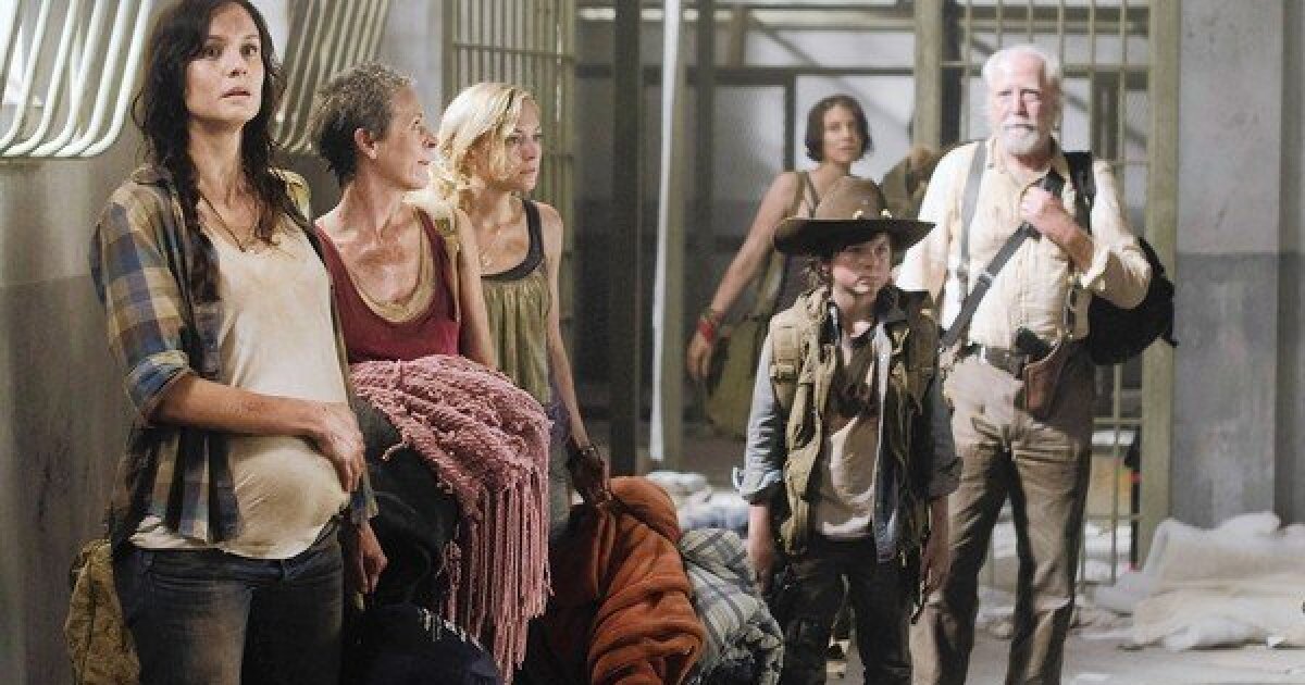 Fans Join In Wife Bashing On Walking Dead Other Amc Series Los Angeles Times