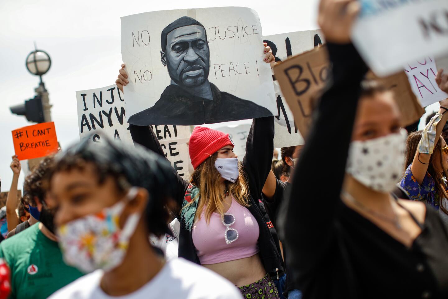 Protesters in Manhattan Beach