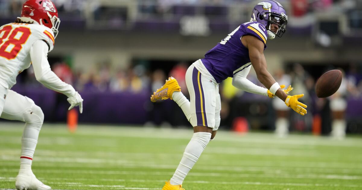 Football gods have turned on the Vikings — and went too far with Justin  Jefferson injury