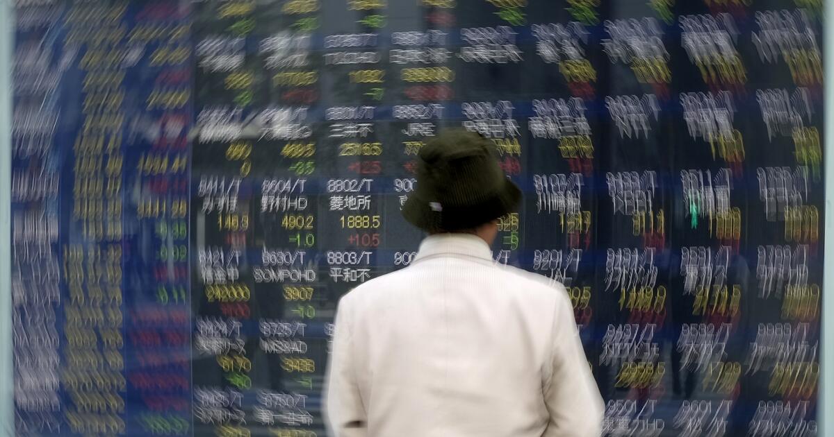 Quand dois-je déclarer les bénéfices qui ressortent à la fin de l’année ?