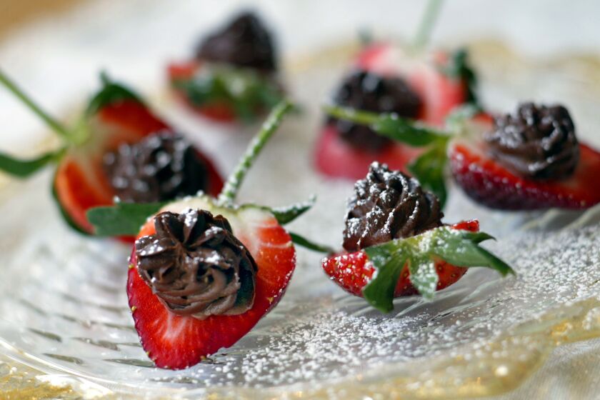 When you want just a taste of something sweet. Recipe: Chocolate mascarpone strawberries