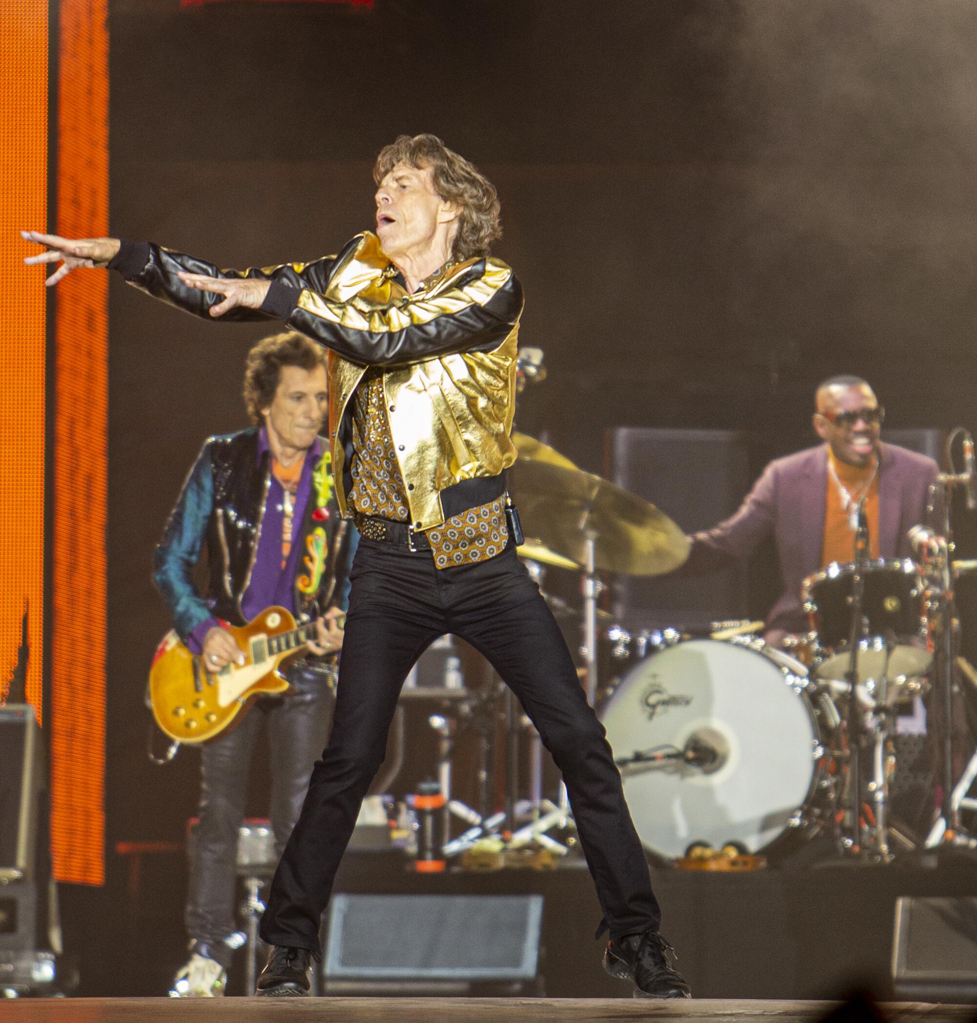 El vocalista Mick Jagger en el mismo show.