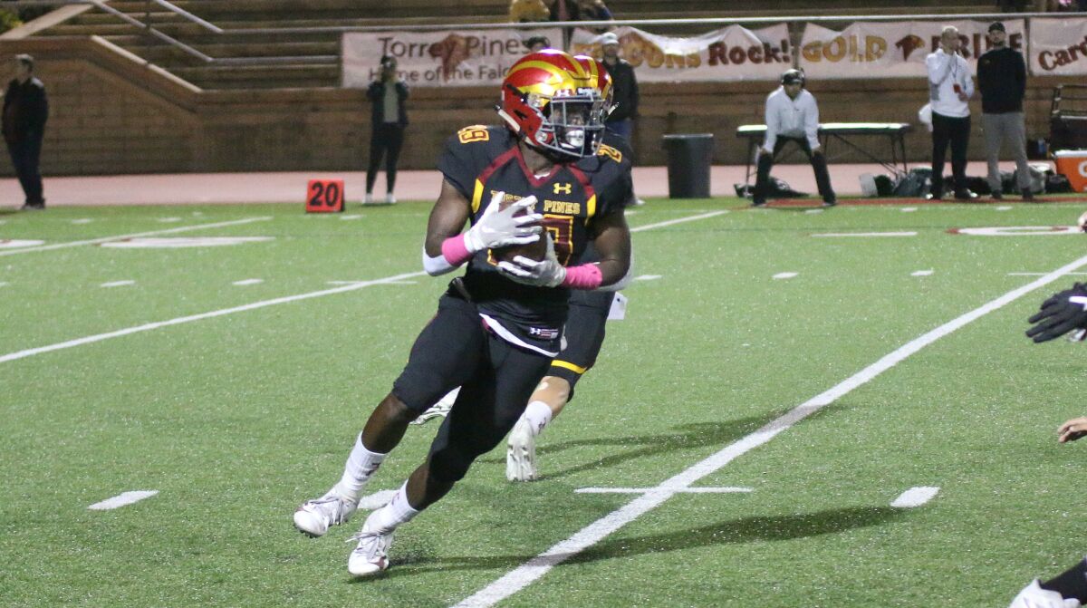 Senior Dorian Lewis rushed for 32 yds. and caught a pass Friday night.