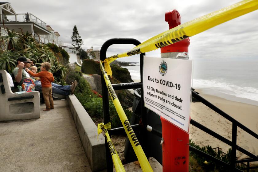 LAGUNA BEACH-CA-MARCH 24, 2020: Laguna Beach closes all city beaches and their adjacent parks on Tuesday, March 24, 2020. (Christina House / Los Angeles Times)