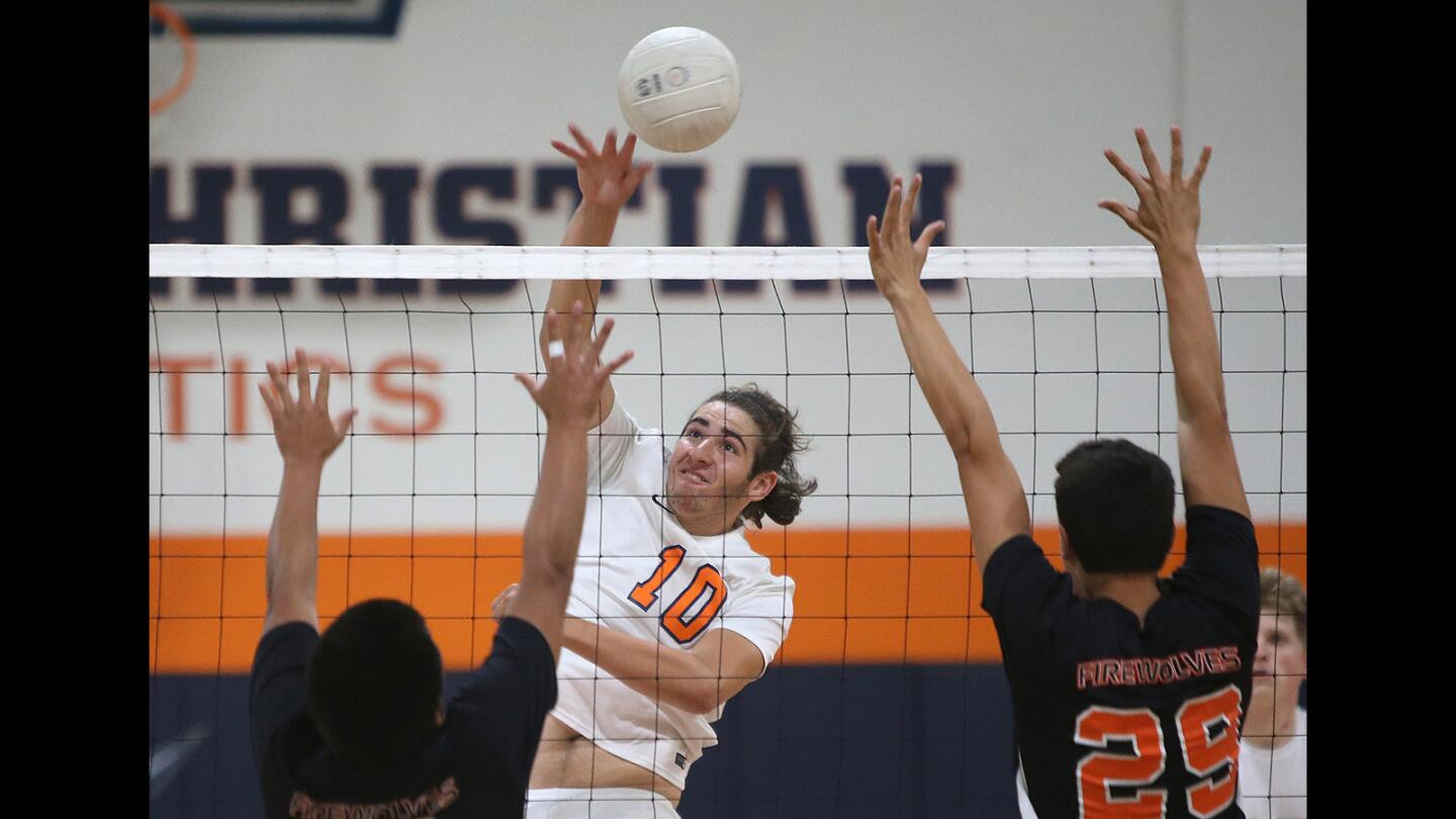 Photo Gallery: Samueli Academy vs. Pacifica Christian Orange County in volleyball