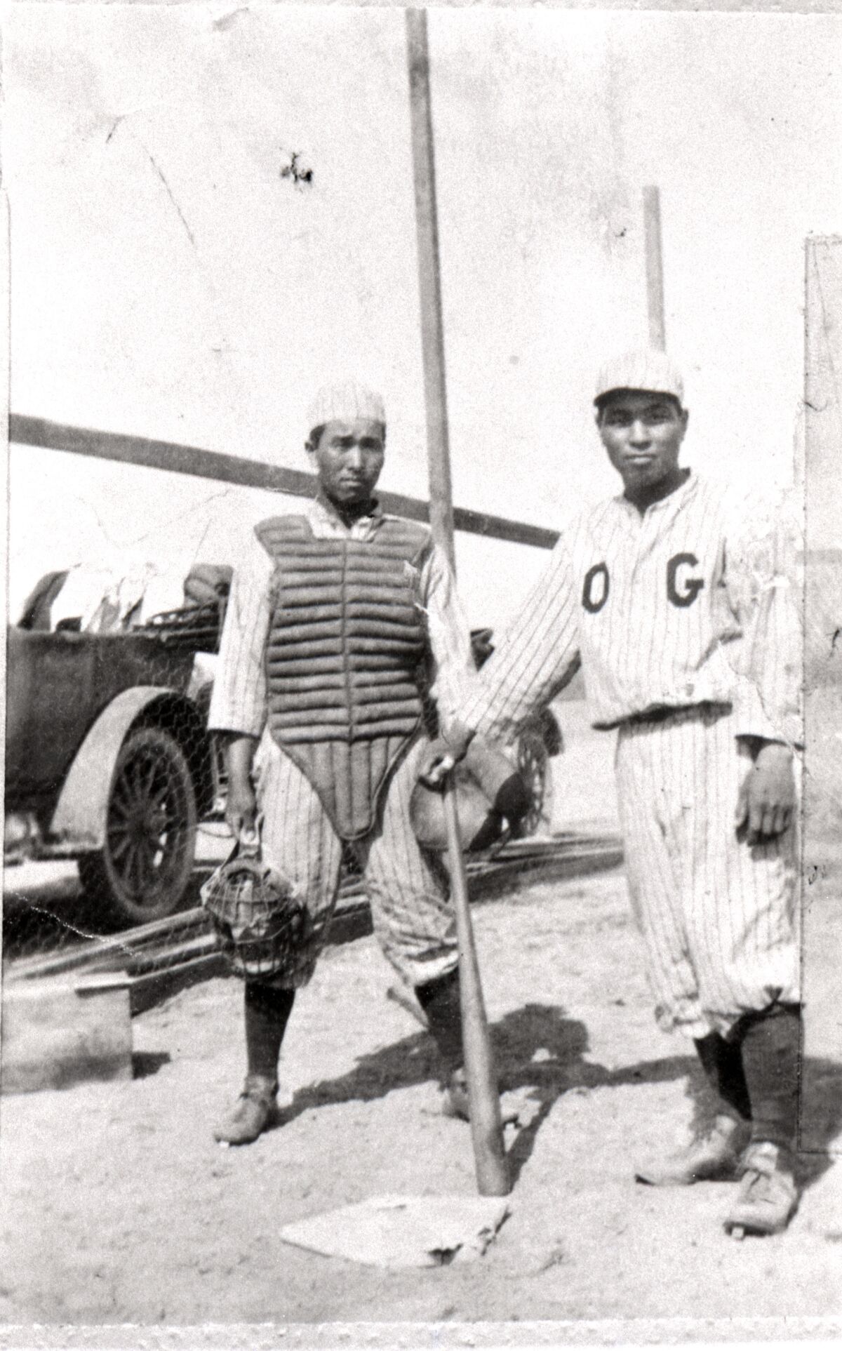Bonshichi Yoshimura and Masami Fujino, two Japanese American players for the Orange Groves in the 1920s.