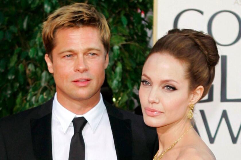 Brad Pitt wants joint custody of his children with Angelina Jolie.