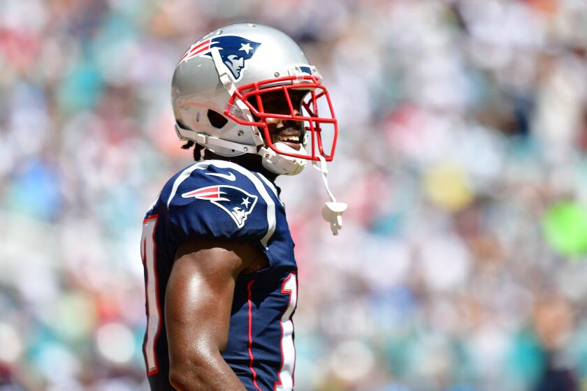 MIAMI, FLORIDA - SEPTEMBER 15: Antonio Brown #17 of the New England Patriots in action against the Miami Dolphins at Hard Rock Stadium on September 15, 2019 in Miami, Florida. (Photo by Mark Brown/Getty Images)