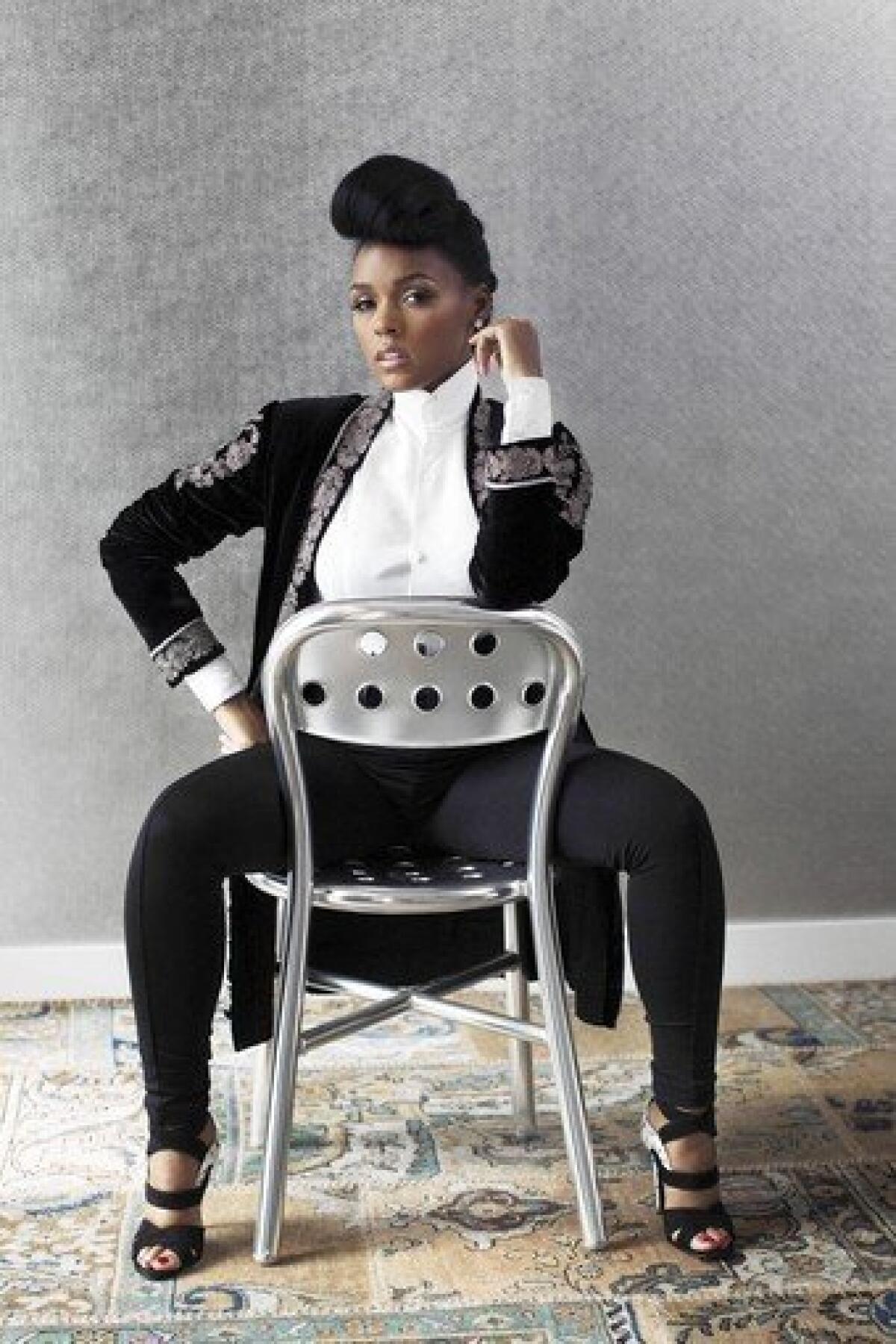 Janelle Monae Opens Up About Having Insecurity Over Her Breasts: 'It Took  Me Years To Be Comfortable': Photo 4946192, Janelle Monae Photos