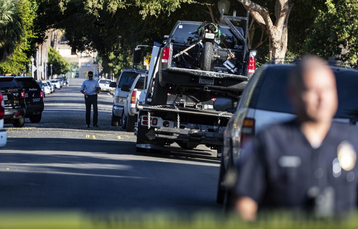 Riverside police detectives investigate tow truck driver shooting