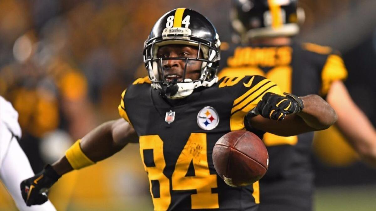 Steelers receiver Antonio Brown reacts after making a catch during the second half of a game against the Ravens on Dec. 25.