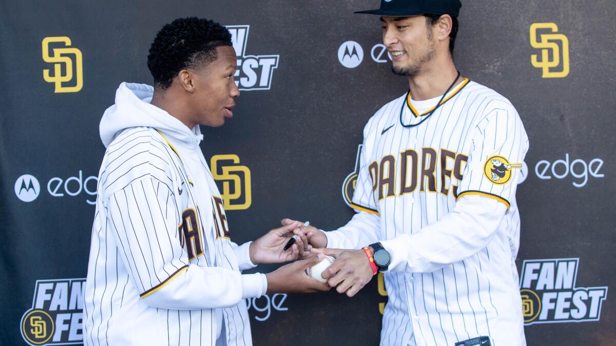 Motorola patches to land on Padres jerseys in 2023 - The San Diego  Union-Tribune
