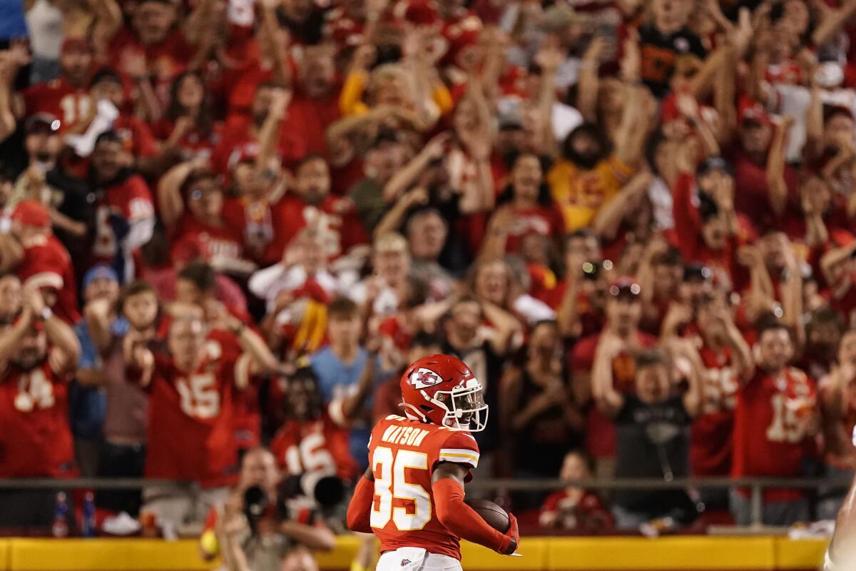 From Wendy's to NFL: Jaylen Watson smokes Chargers in Chiefs' win