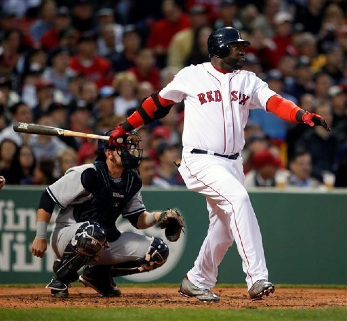 Jason Bay hits 3-run homer as Red Sox win 11th straight