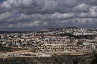 Una vista general del asentamiento judío de Efrat, en Cisjordania, el lunes 30 de enero de 2023. La población de colonos israelíes en Cisjordania ha superado el medio millón de personas, según dijo el jueves 2 de febrero de 2023 un grupo proasentamientos. (AP Foto/Mahmoud Illean)
