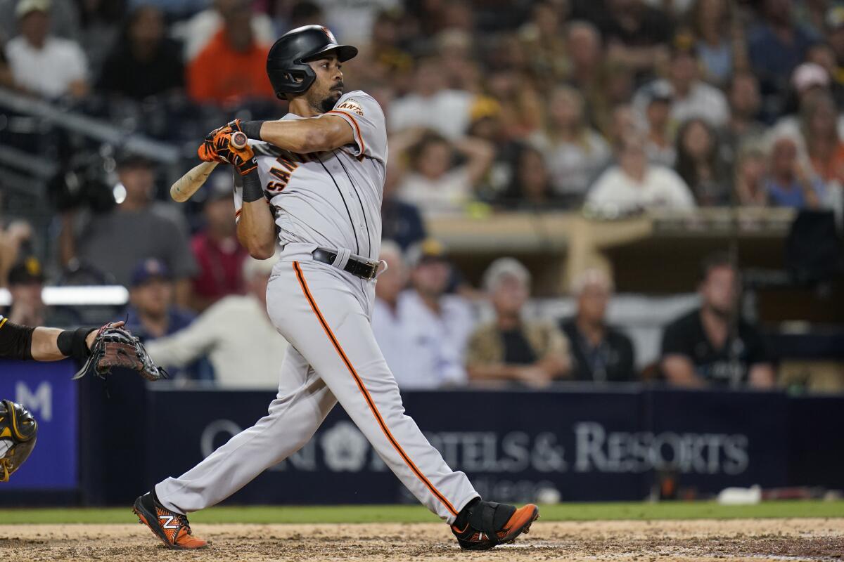 Late Night Lamonte lifts Giants over Padres 6-5 - The San Diego  Union-Tribune